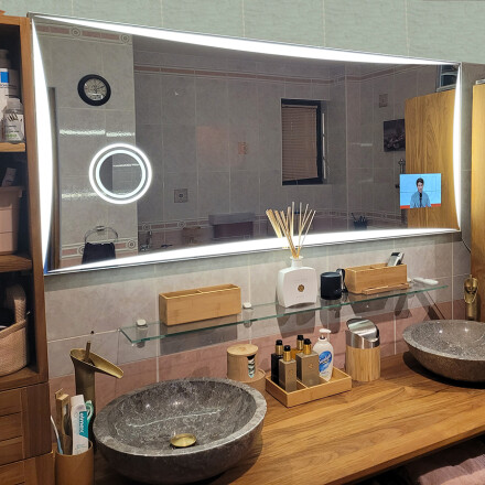 Badezimmerspiegel - Badspiegel mit LED Beleuchtung nach Maß