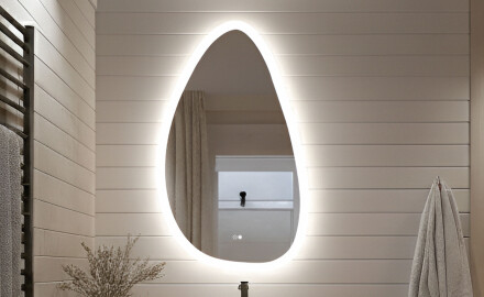 Unregelmäßiger Spiegel mit Beleuchtung, 64×104 cm, zweifarbig, Touch‑Schalter, Heizmatte