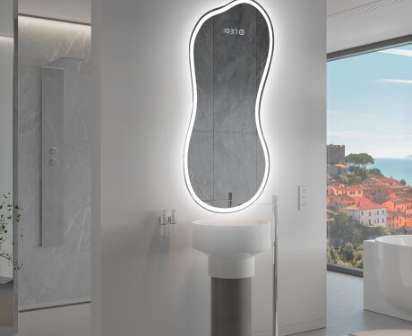 Unregelmäßiger asymmetrischer Spiegel mit LED Beleuchtung K222 #9