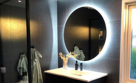 Runder Badspiegel mit LED Beleuchtung L82