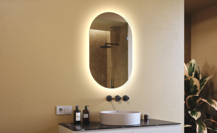 Badspiegel mit LED Beleuchtung 50x80cm mit kaltem LED-Licht 7000K, warmem Licht 3000K oder neutralem Licht 4500K